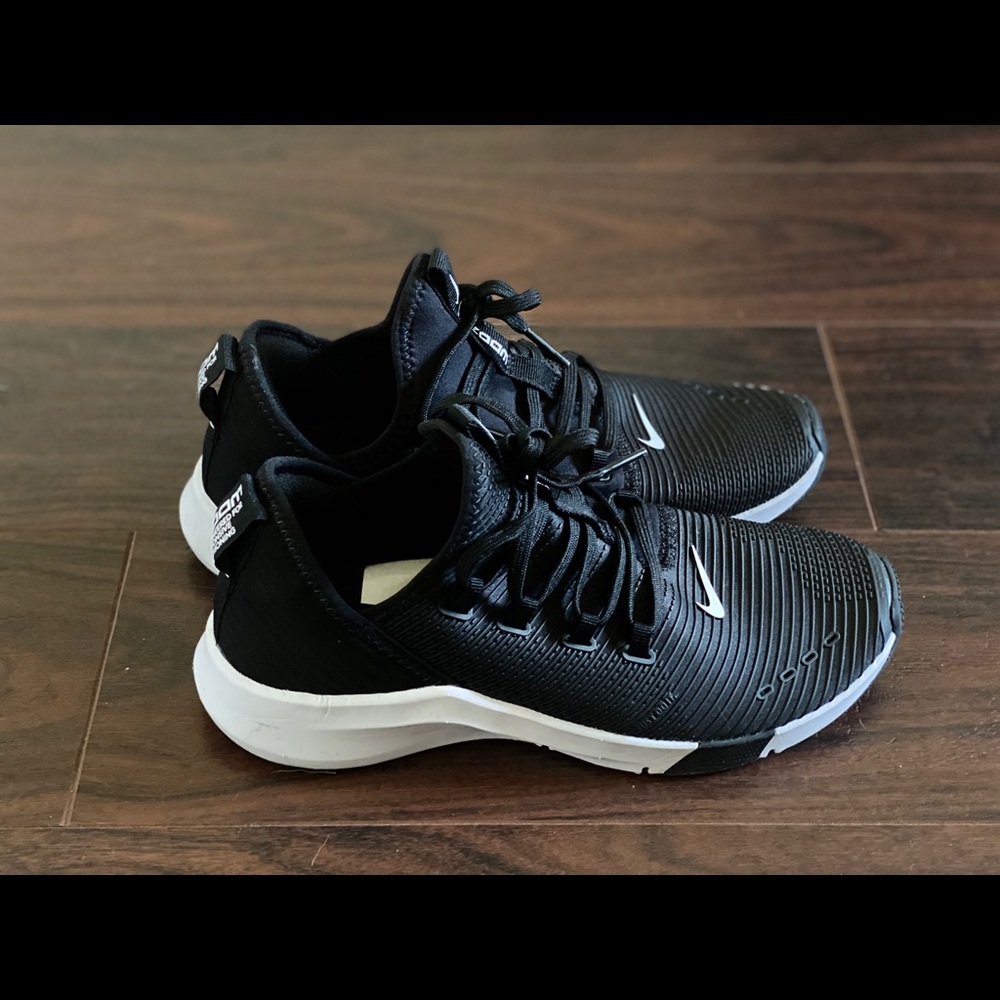 Nike Women’s Zoom - 6.5